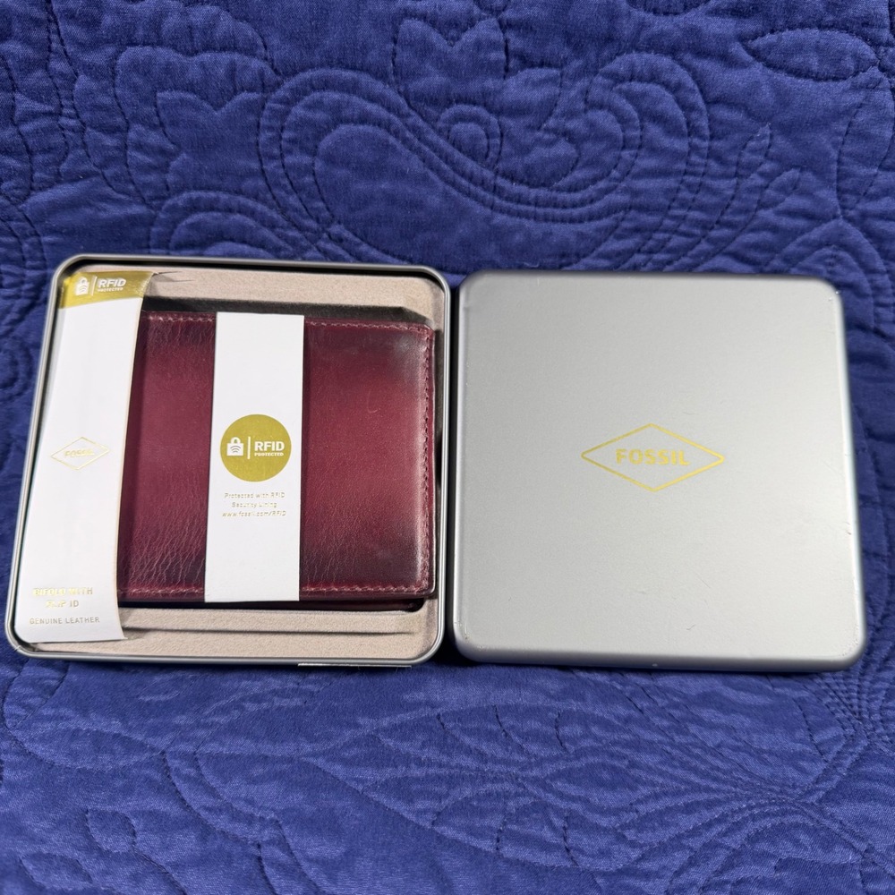 Fossil Mens RFID Bifold Wallet with Flip ID Genuine Leather Burgundy Ombre Tin